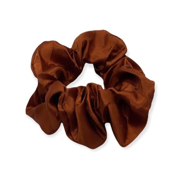 NWT Wool + Pepper Co. Satin Scrunchie - Rust - Picture 1 of 3